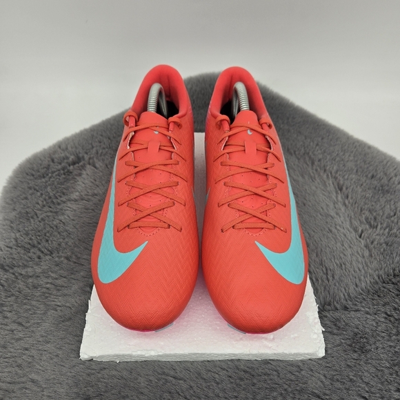 Nike Mercurial Vapor 16 Academy Multi-Ground Low-Top Soccer Cleats Men's Size 10 - Picture 2 of 9